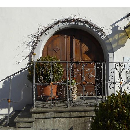 Gasthaus Zum Trauben Hotel Вайнфелден Екстериор снимка