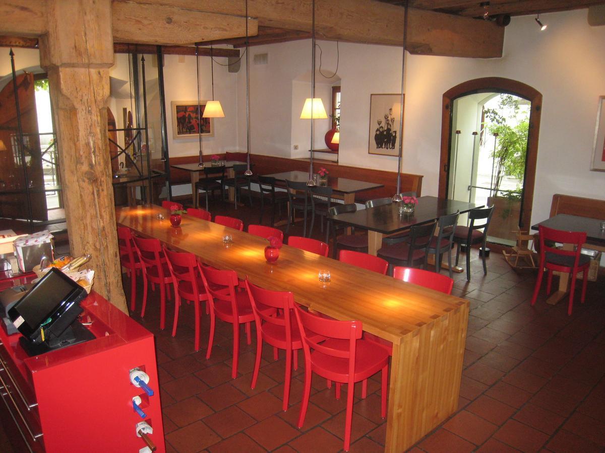 Gasthaus Zum Trauben Hotel Вайнфелден Екстериор снимка