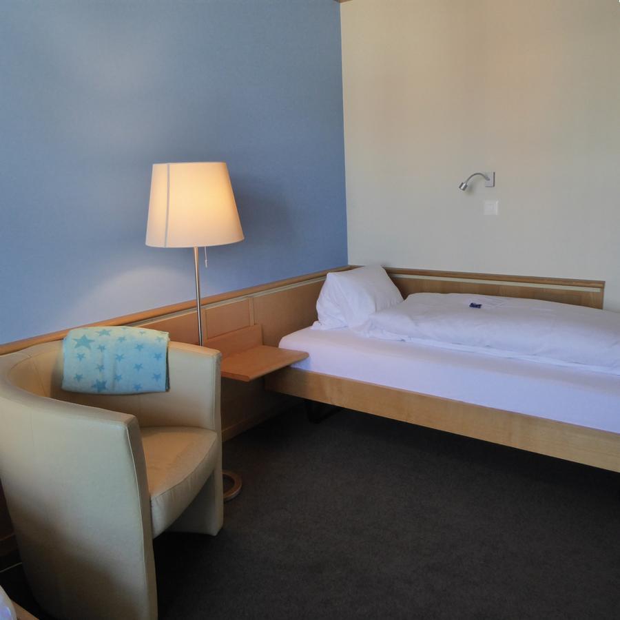 Gasthaus Zum Trauben Hotel Вайнфелден Екстериор снимка