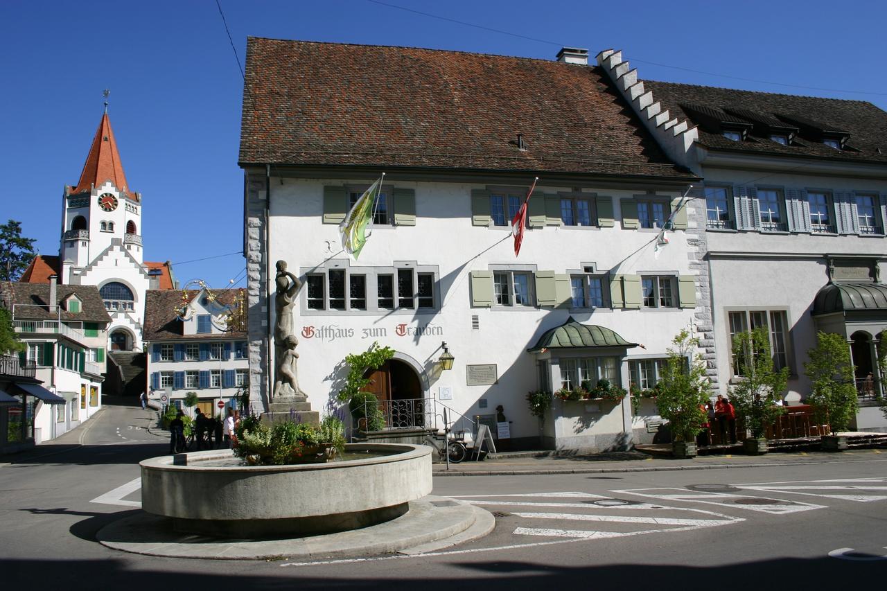 Gasthaus Zum Trauben Hotel Вайнфелден Екстериор снимка