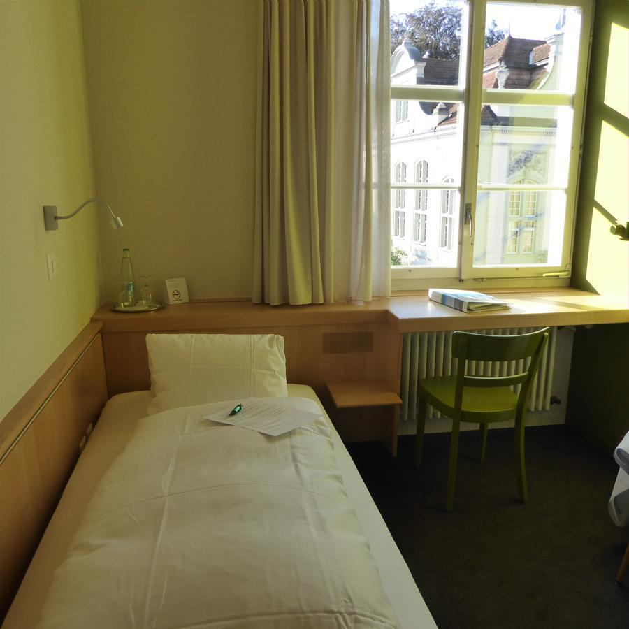 Gasthaus Zum Trauben Hotel Вайнфелден Екстериор снимка