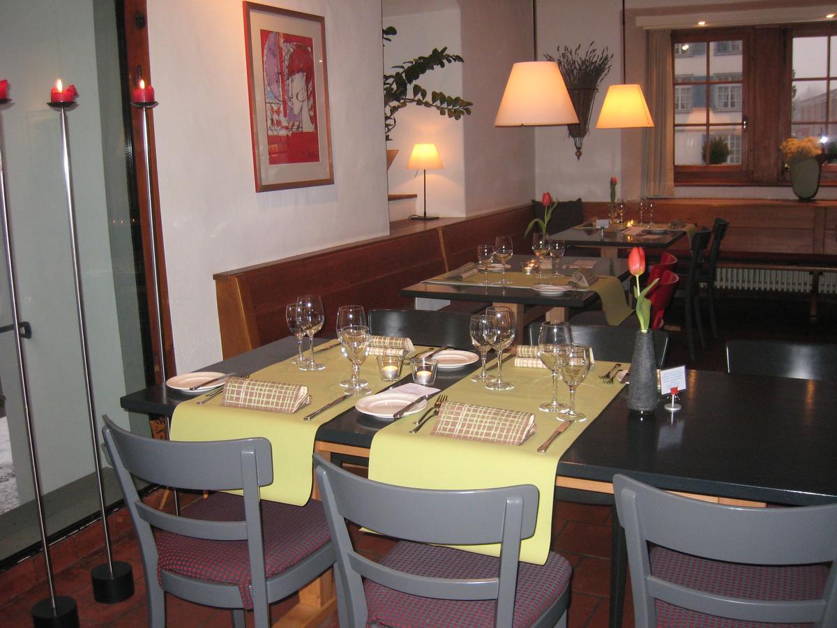 Gasthaus Zum Trauben Hotel Вайнфелден Екстериор снимка