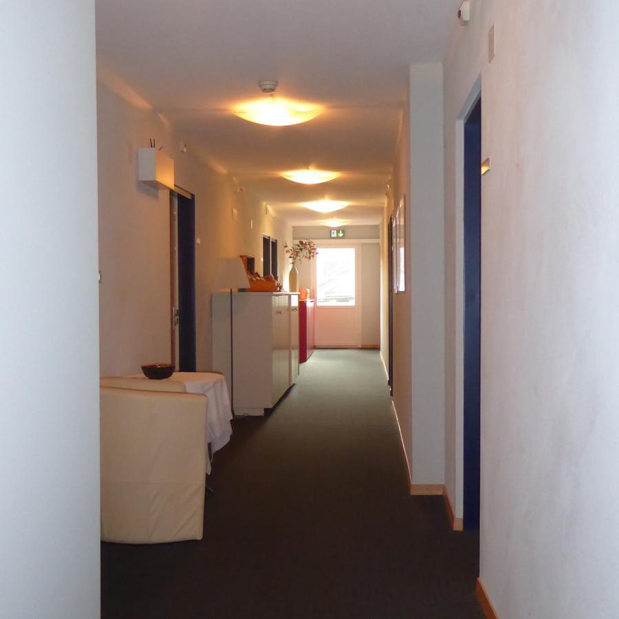 Gasthaus Zum Trauben Hotel Вайнфелден Екстериор снимка