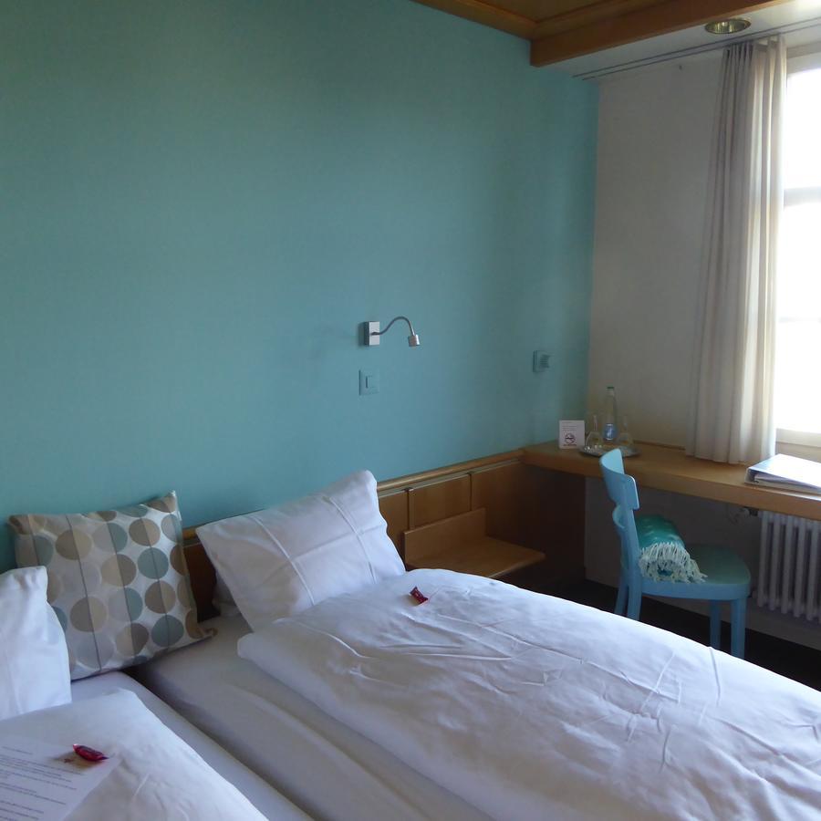 Gasthaus Zum Trauben Hotel Вайнфелден Екстериор снимка